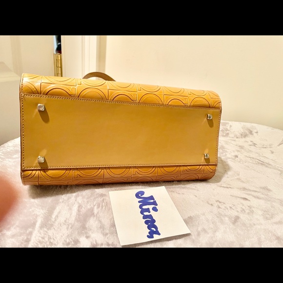 Authentic S.Ferragamo Vintage 1990Camel logo Milan Italy bag - Picture 14 of 14